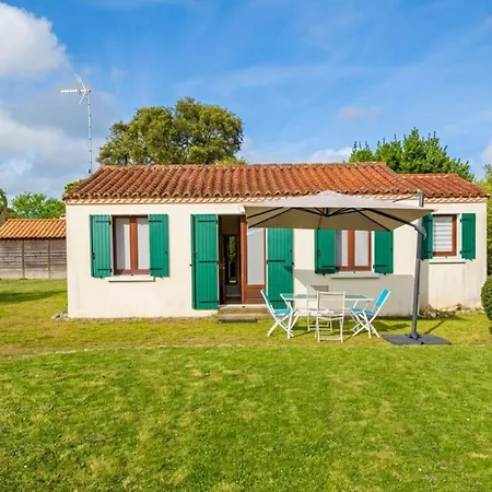 Bright Seaside With Private Garden Сasa de vacaciones Saint-Vincent-sur-Jard