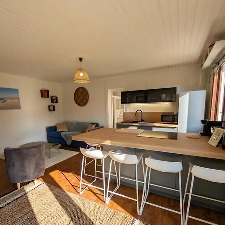 Bright Seaside With Private Garden *