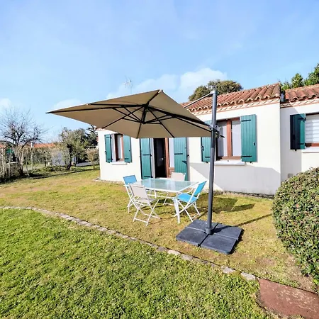 Bright Seaside With Private Garden *